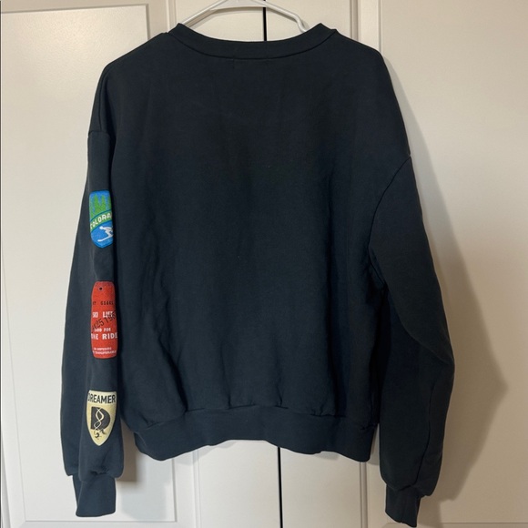 Daydreamer Ski Patch Sweatshirt size S/M - Picture 6 of 7